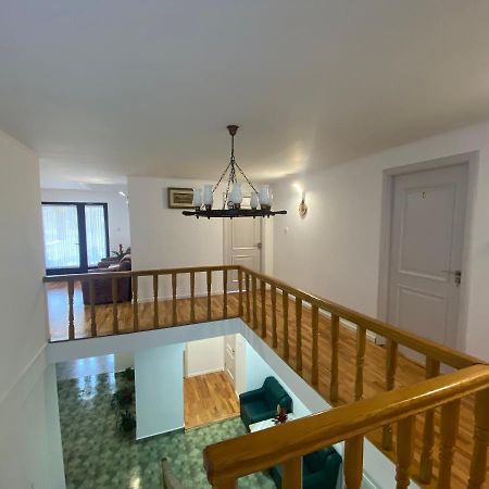 Hotel Casa Laur Mînăstirea Humorului Esterno foto
